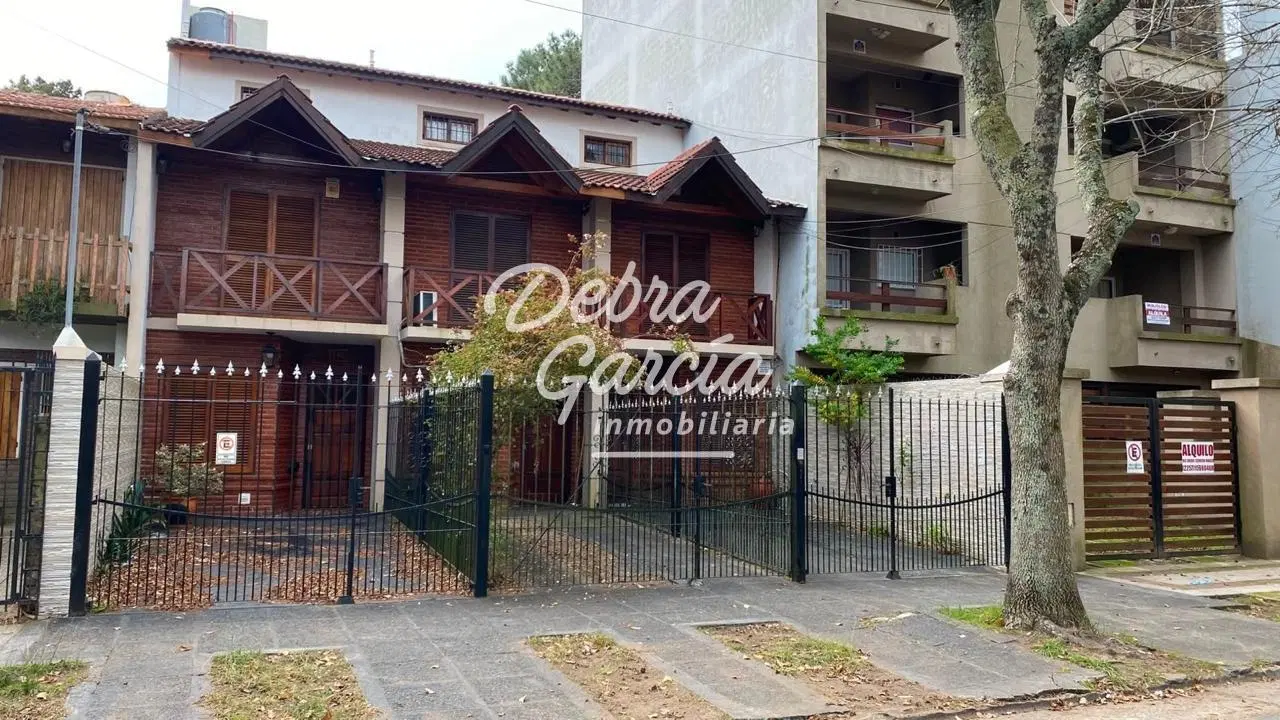 DUPLEX CUATRO AMB CON COCHERA TODOS LOS SERVICIOS PARRILLA Y PATIO A 3 CUADRAS DEL MAR 8