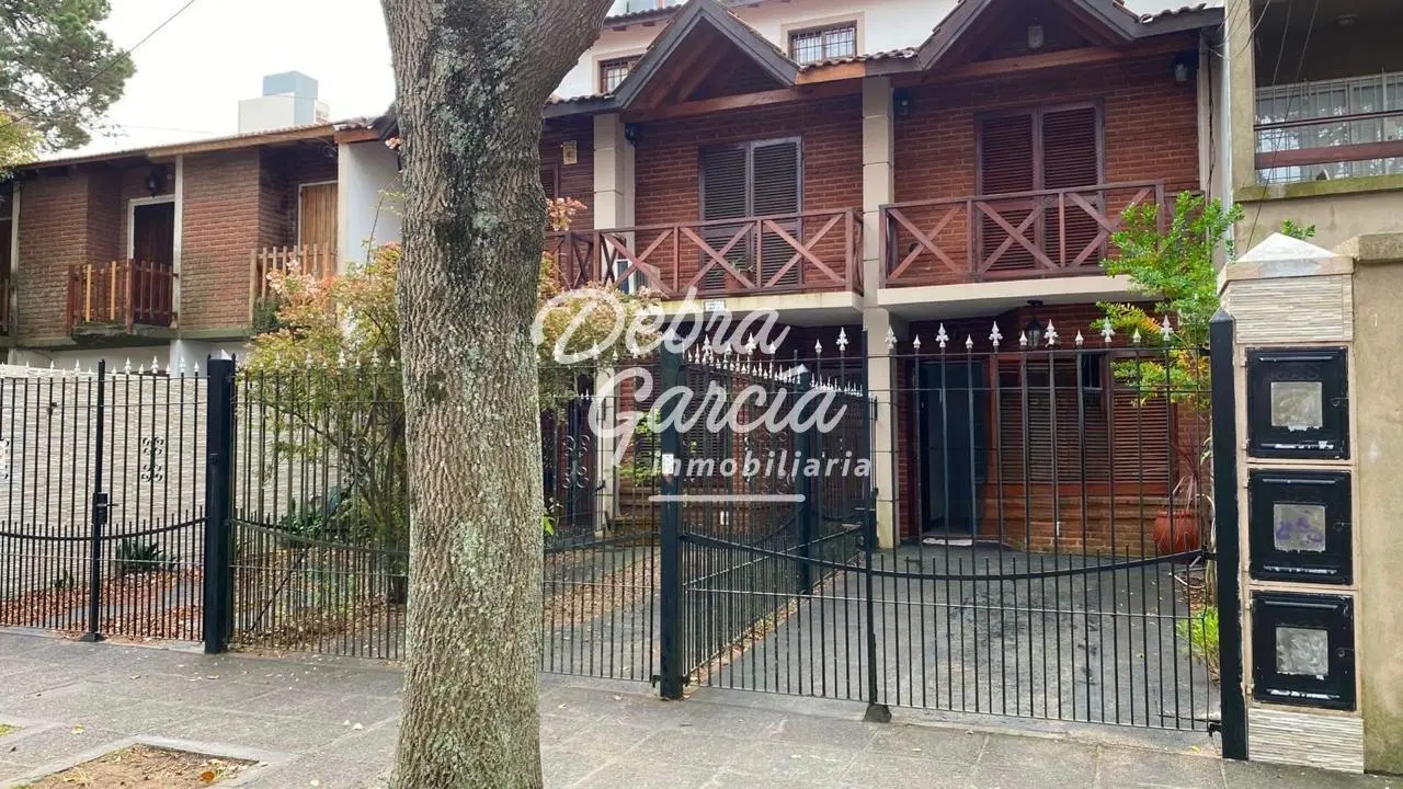 DUPLEX CUATRO AMB CON COCHERA TODOS LOS SERVICIOS PARRILLA Y PATIO A 3 CUADRAS DEL MAR 5
