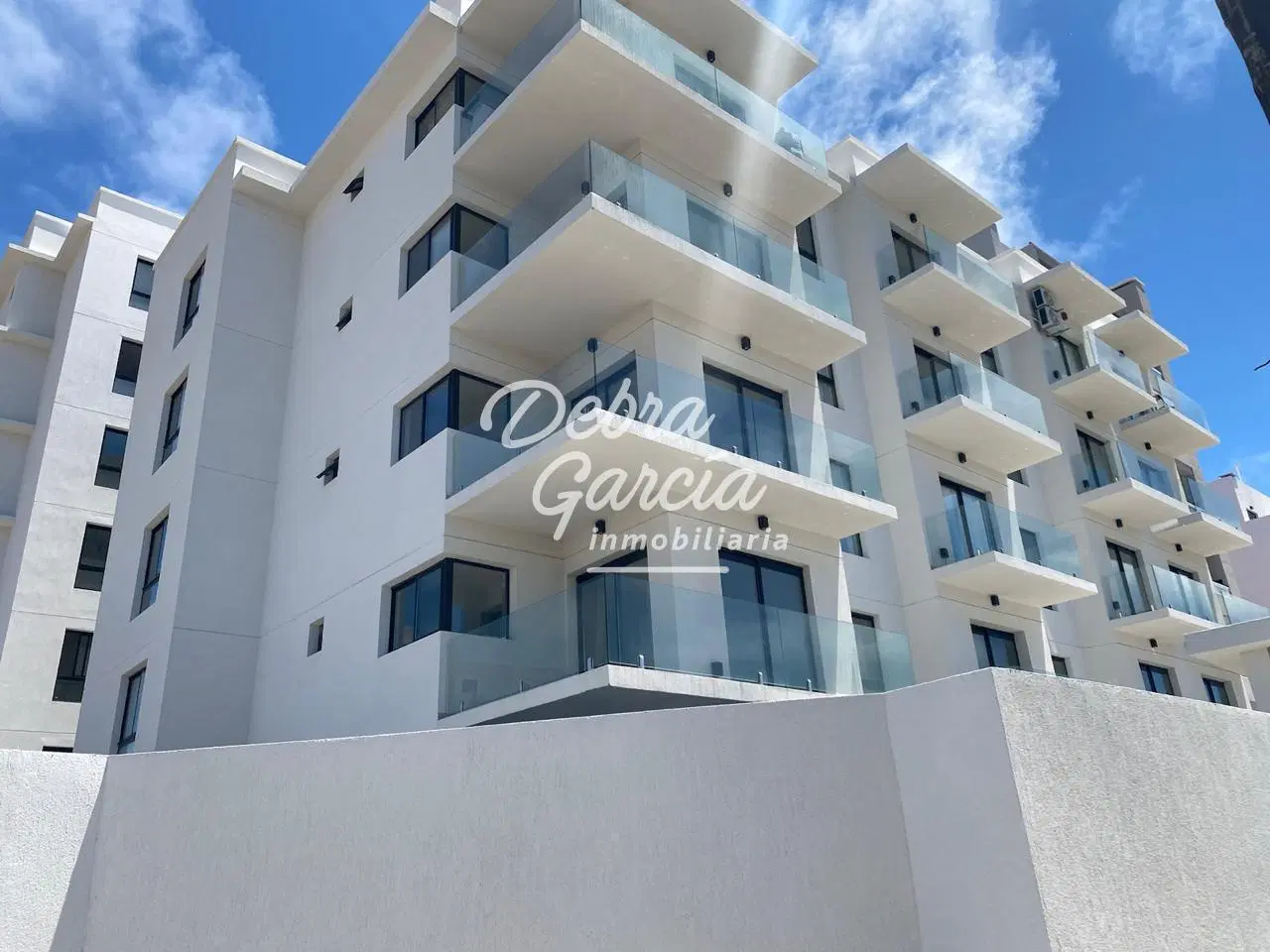 VENTA - DEPARTAMENTO A ESTRENAR 2 AMBIENTES MAR DE AJO -  FRENTE AL MAR 2