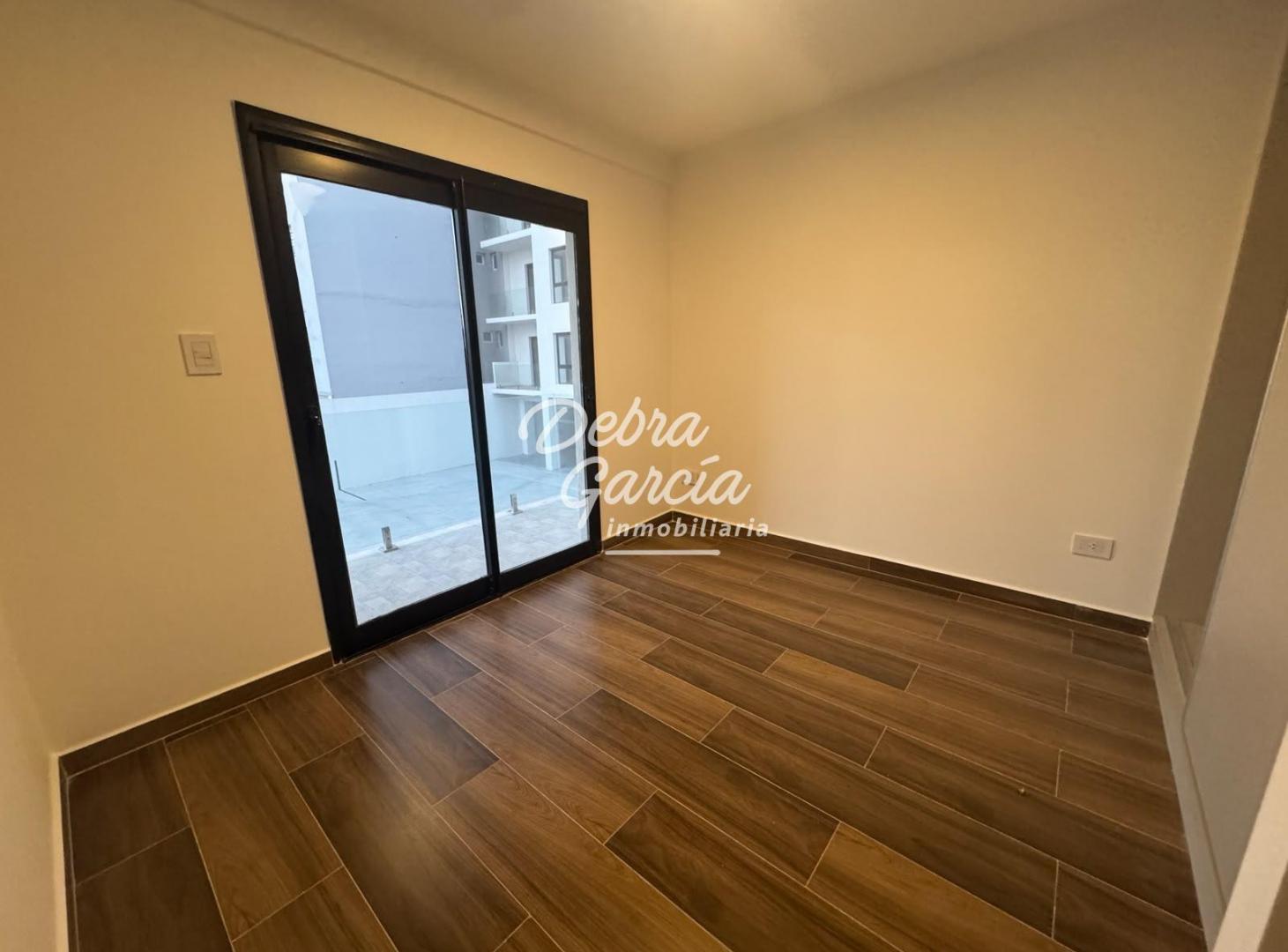 Foto de VENTA - DEPARTAMENTO 2 AMBIENTES MAR DE AJO - FRENTE AL MAR JANO III, imagen 3