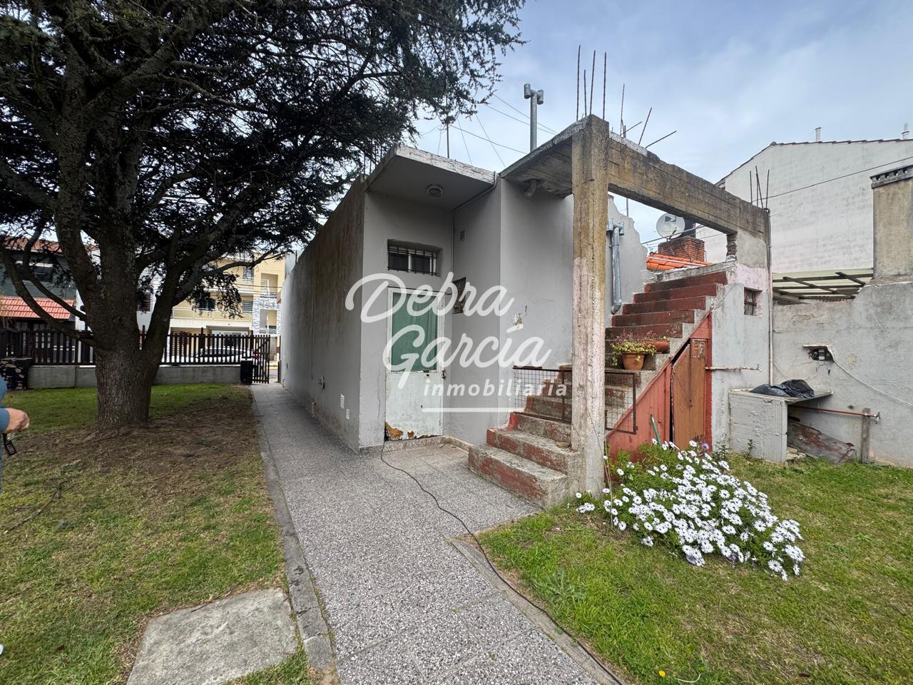 Foto de VENTA LOTE CON LOCAL Y 4 DEPARTAMENTOS MAR DE AJO NORTE TODOS LOS, imagen 2