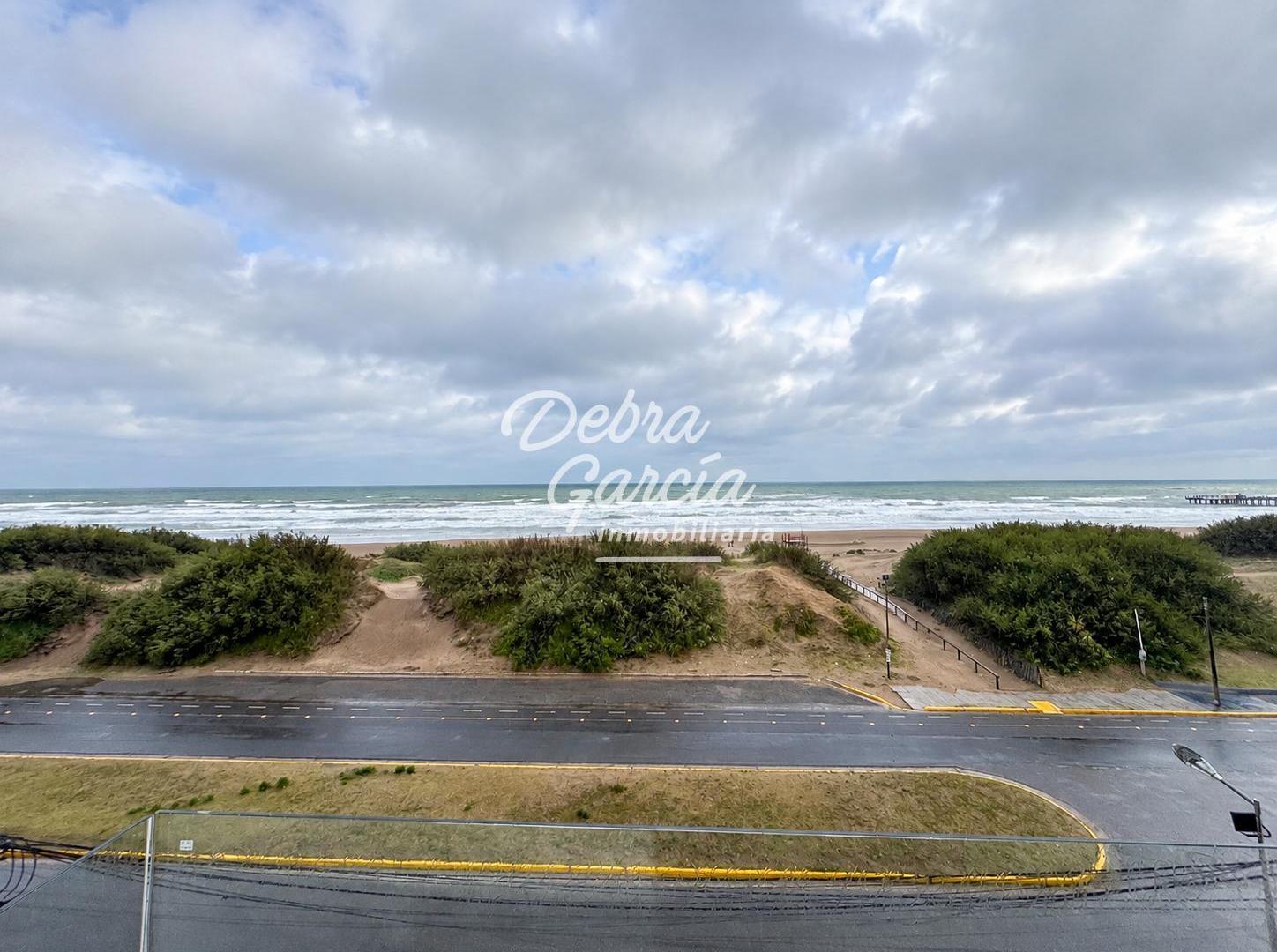 Foto de VENTA DEPTO 2 AMB MAR DE AJO FRENTE AL MAR BAULERA Y ESPACIO GUARDACOCHE, imagen 1