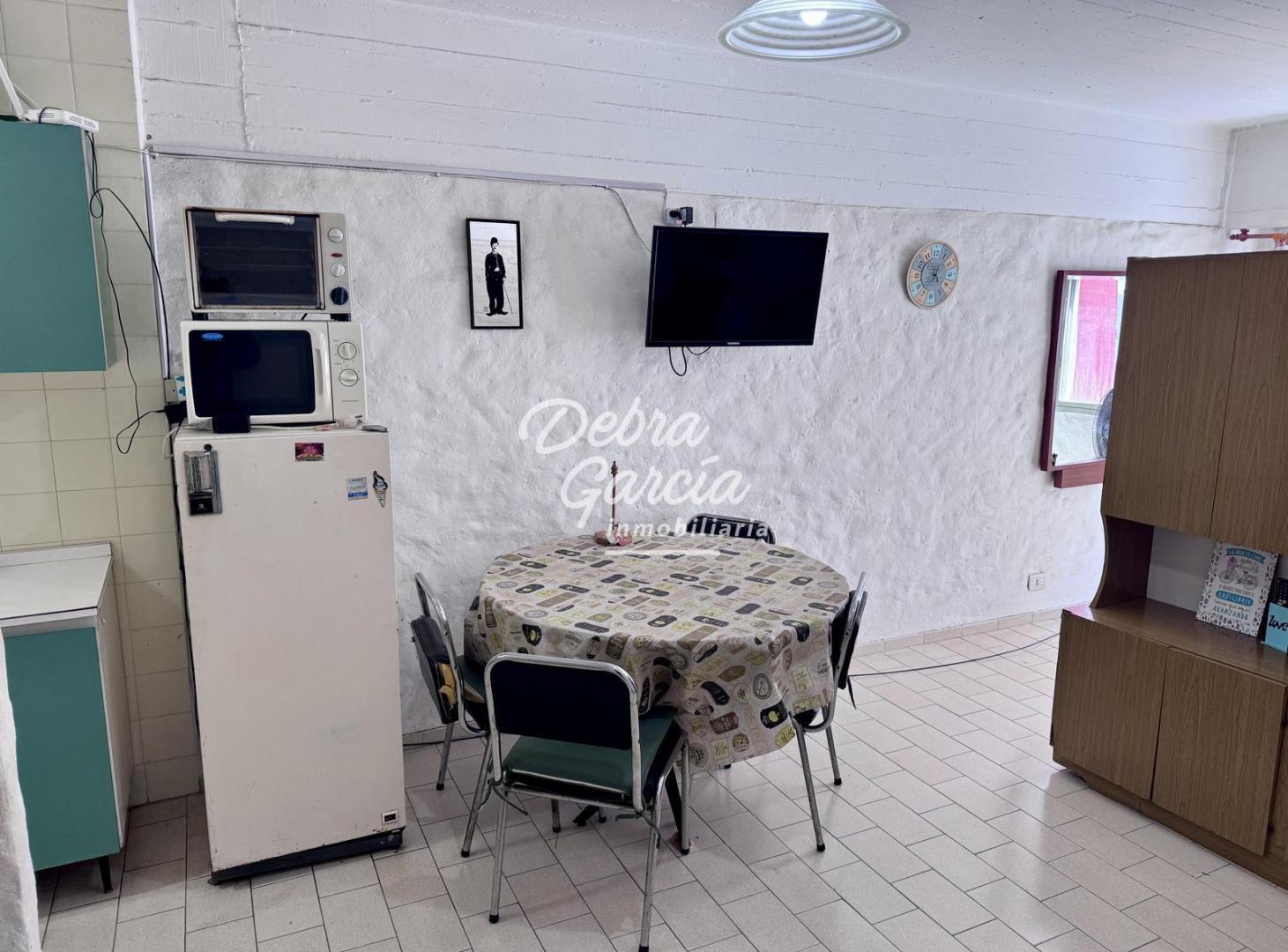 Foto de VENTA DEPARTAMENTO UN AMBIENTE UNICO - SOBRE CENTRO COMERCIAL, imagen 2