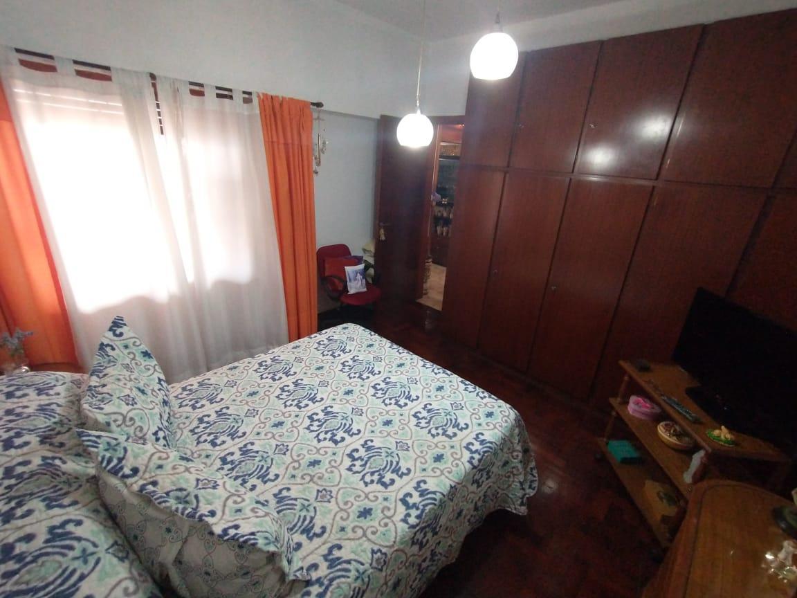 Foto de Casa 3 ambientes, patio y terraza, Quilmes Oeste., imagen 2