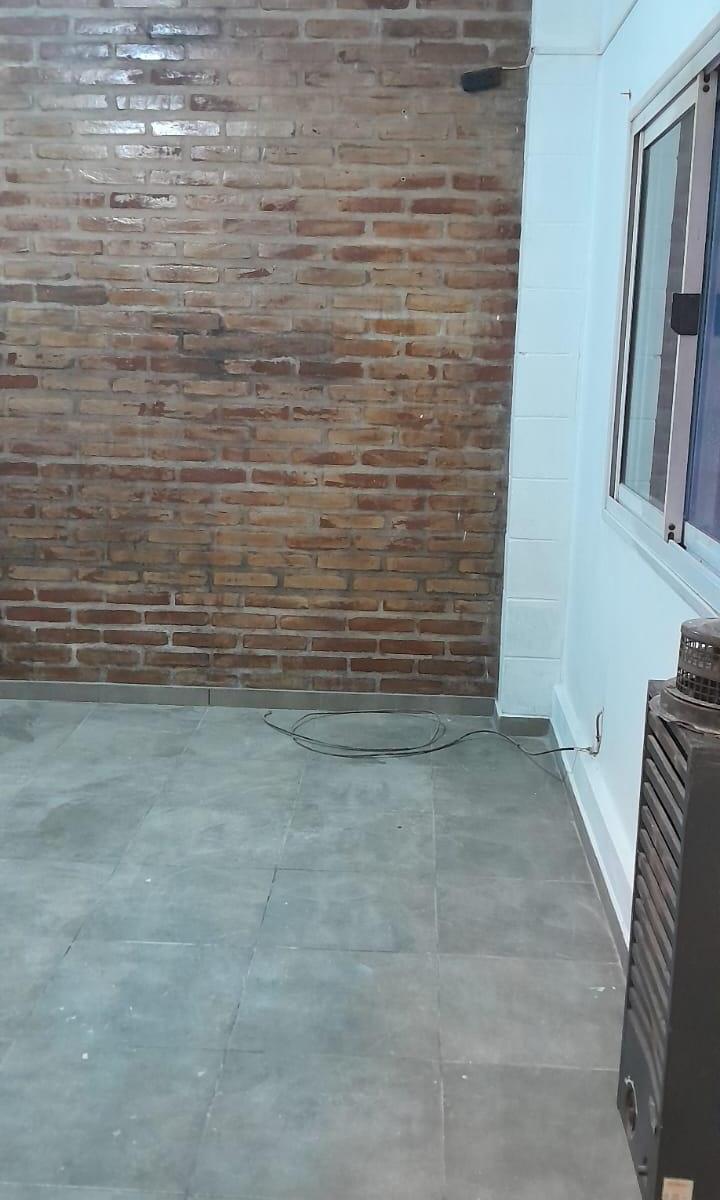 Duplex 4 Ambientes con Patio/cochera, Florencio Varela 1