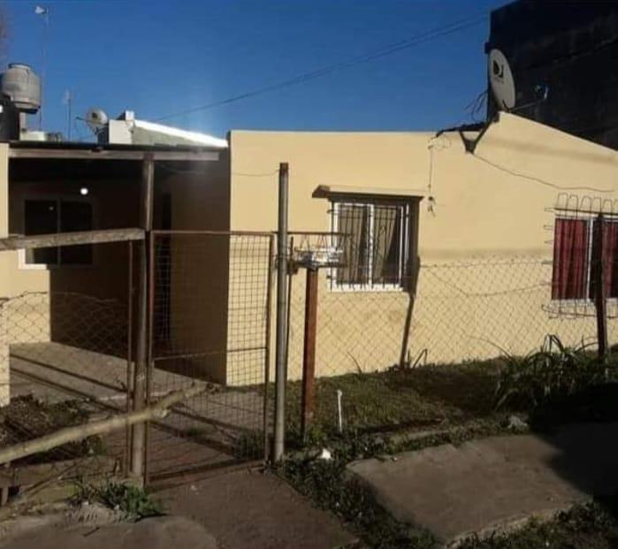 Casa 2 Familias, Zona Florencio Varela 5