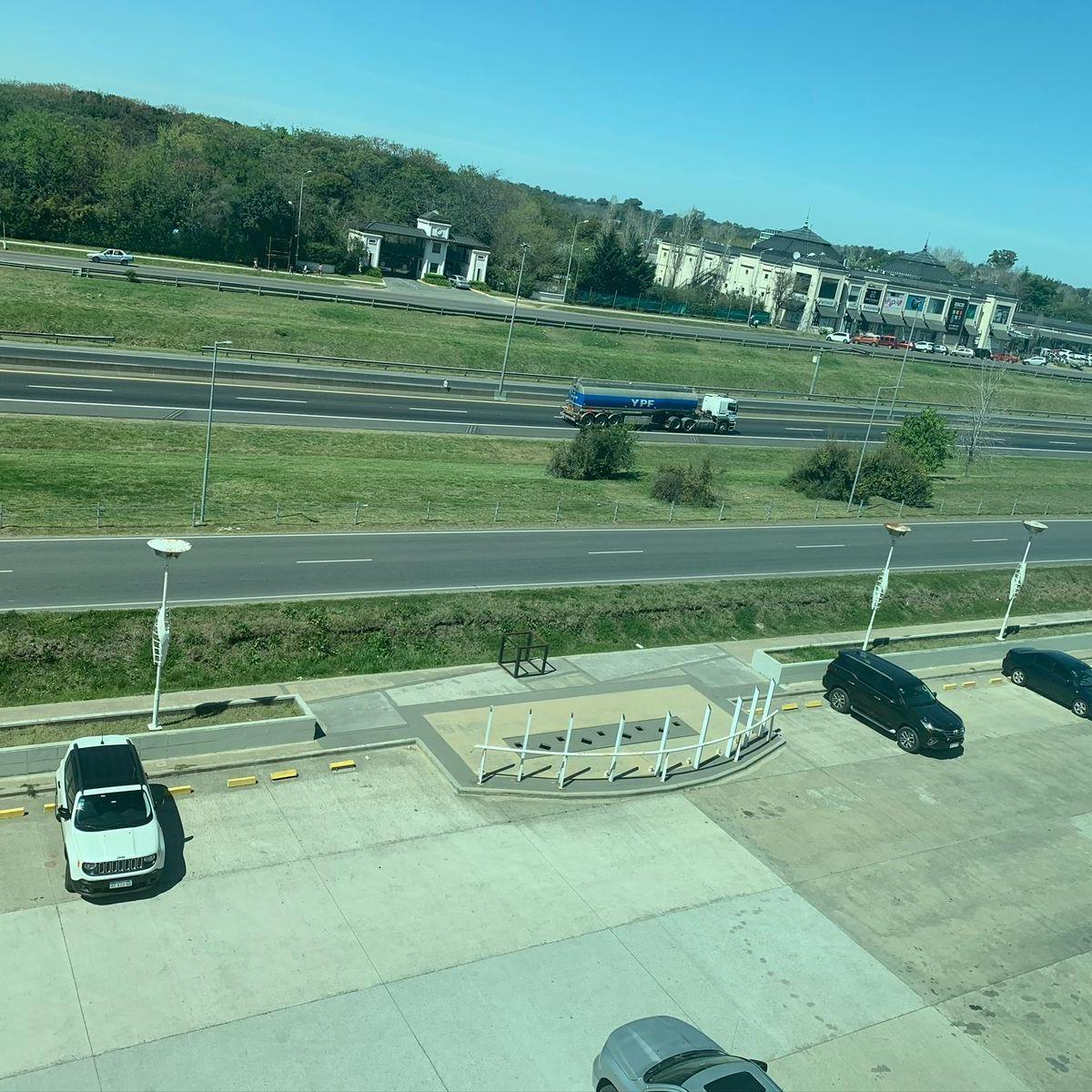 Oficina en Venta en Centro Cívico Pampas, Hudson 3