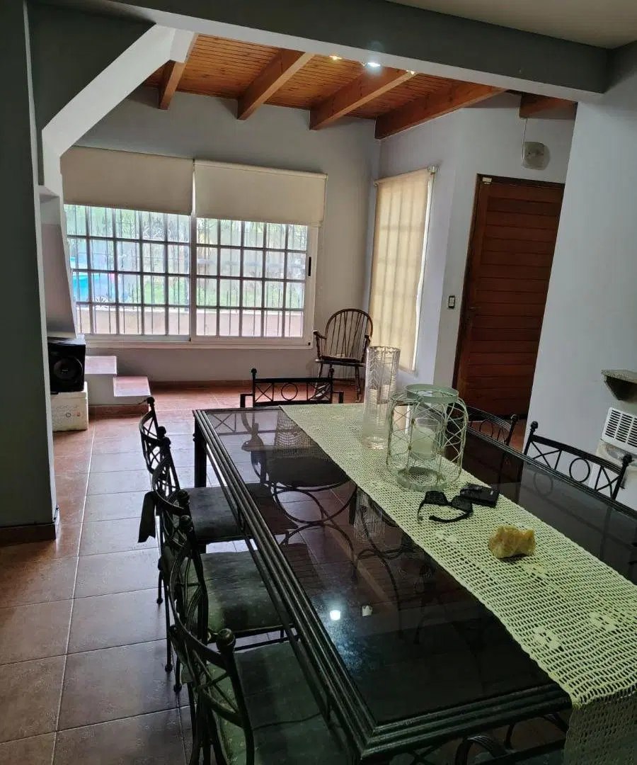 Casa de 3 ambientes con patio y garage. Don Bosco Oeste. 5