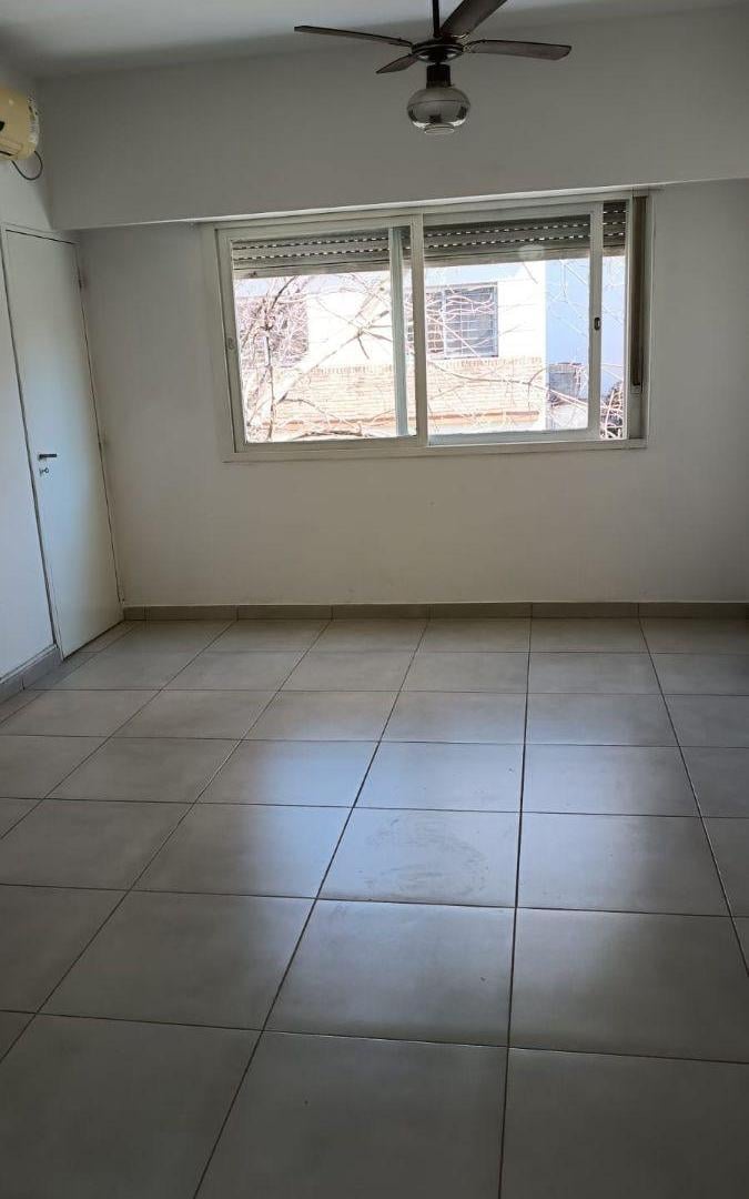 Foto de Departamento de 3 ambientes con balcón, Quilmes centro., imagen 2