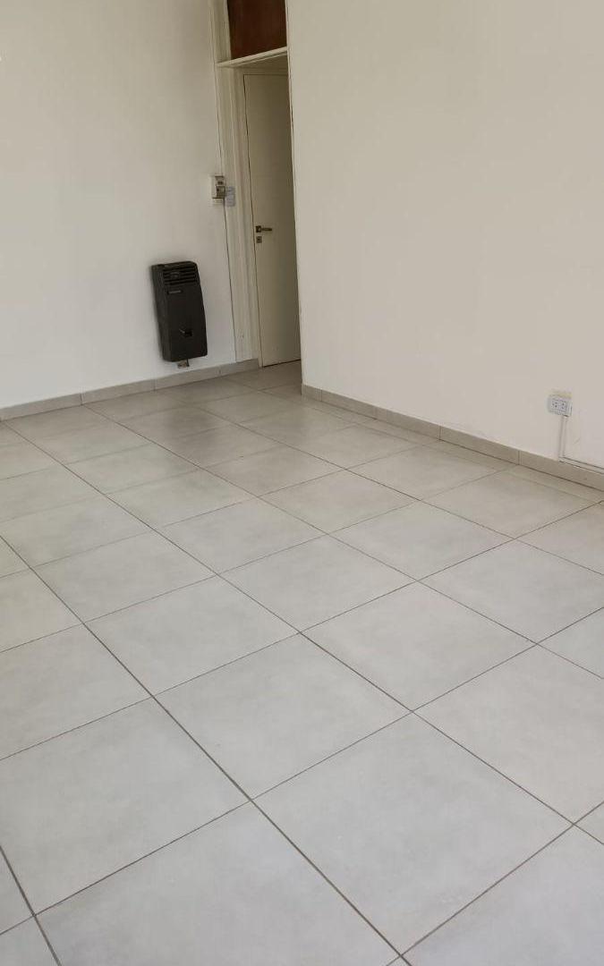 Foto de Departamento de 3 ambientes con balcón, Quilmes centro., imagen 1