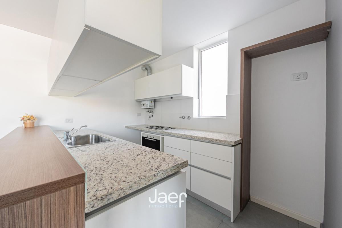 Foto de Departamento súper moderno a estrenar con balcón en Abasto, imagen 2