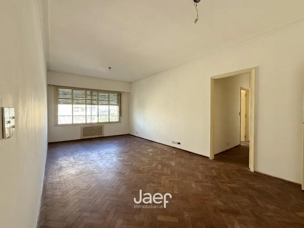 Departamento 3 dormitorios con cocina comedor y lavadero independiente en el centro 1