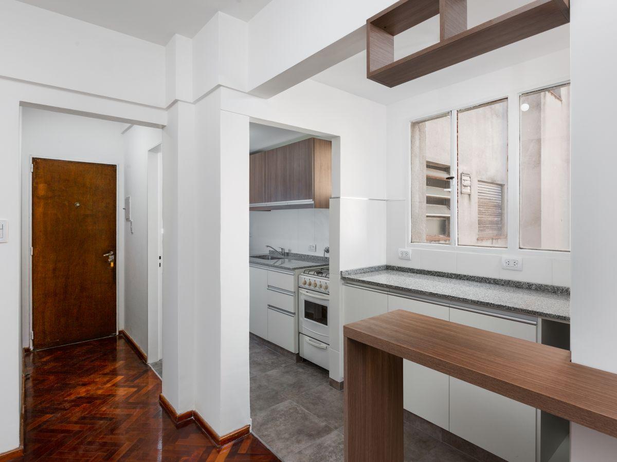 Foto de Departamento 1 dormitorio con balcón y aire acondicionado en el Centro, imagen 5