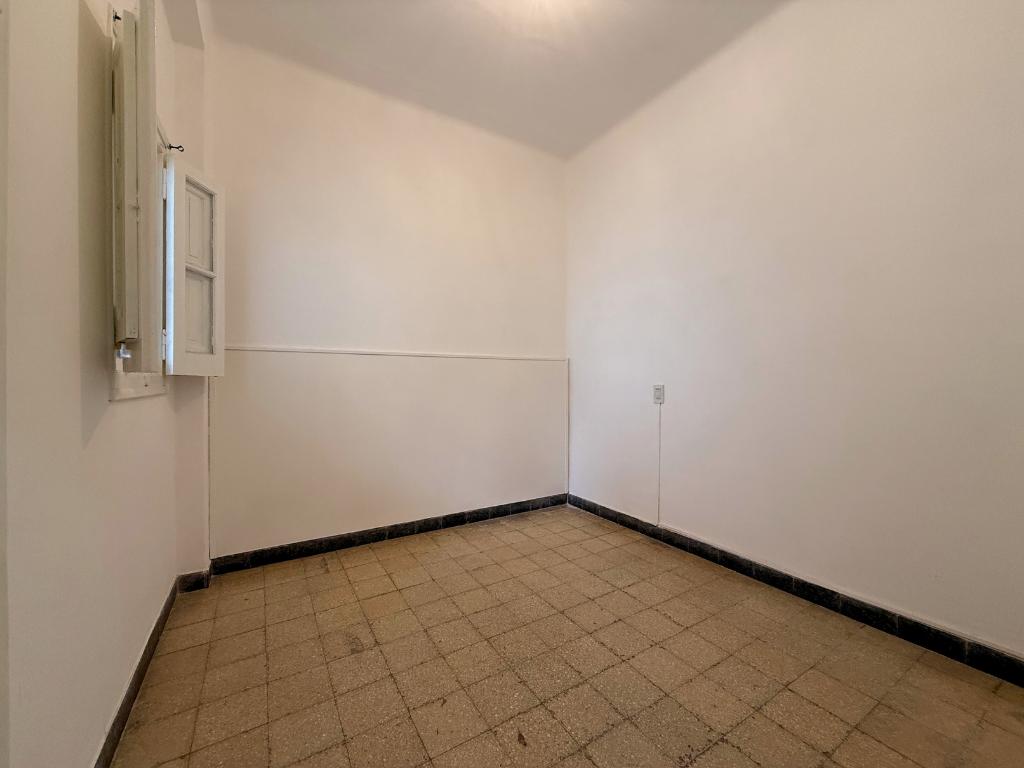 Foto de Casa de pasillo único 3 dormitorios con 2 patios en alquiler, imagen 3