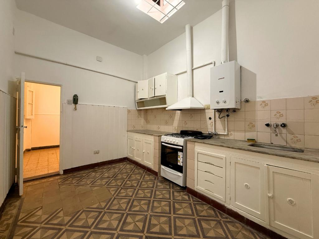 Foto de Casa de pasillo único 3 dormitorios con 2 patios en alquiler, imagen 2