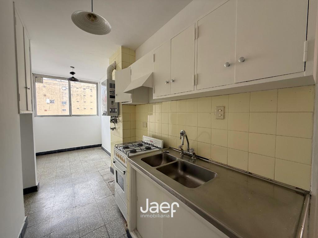 Foto de Amplio departamento 1 dormitorio + comodín/escritorio, al frente con, imagen 1