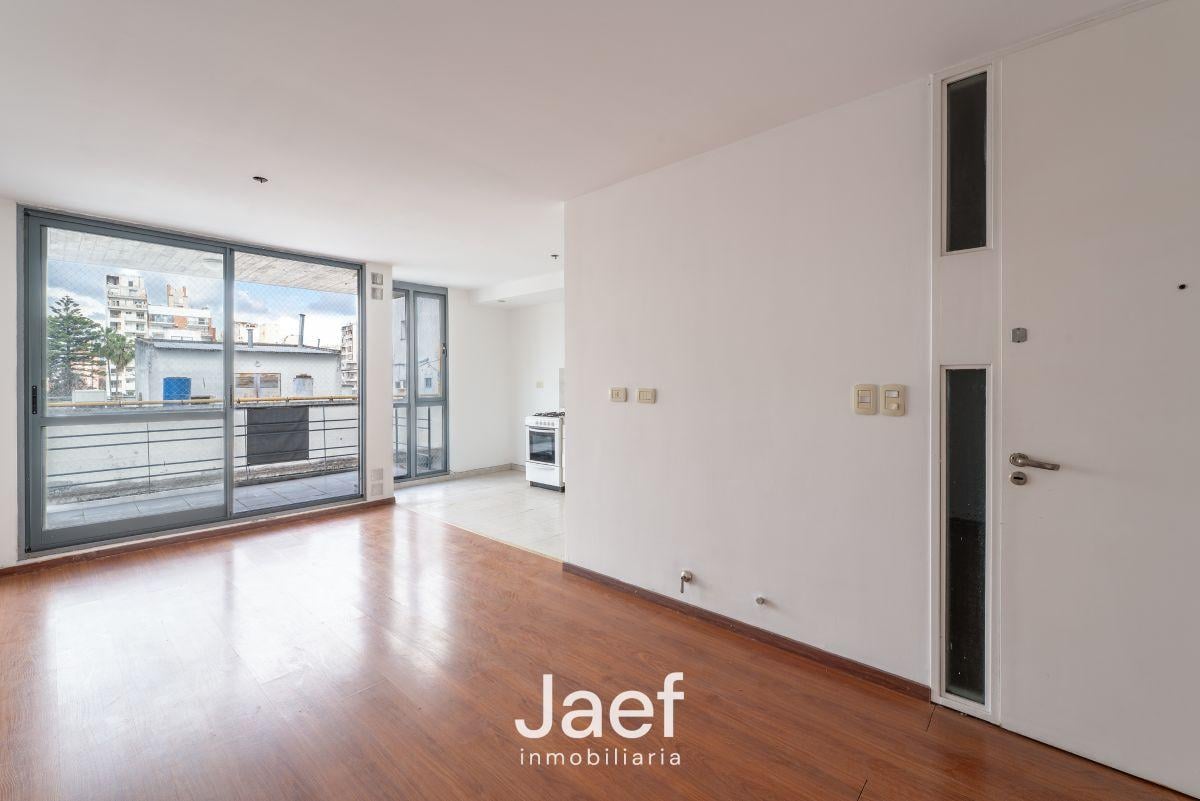 Foto de Departamento 2 dormitorios al frente con balcón y vista despejada en, imagen 1