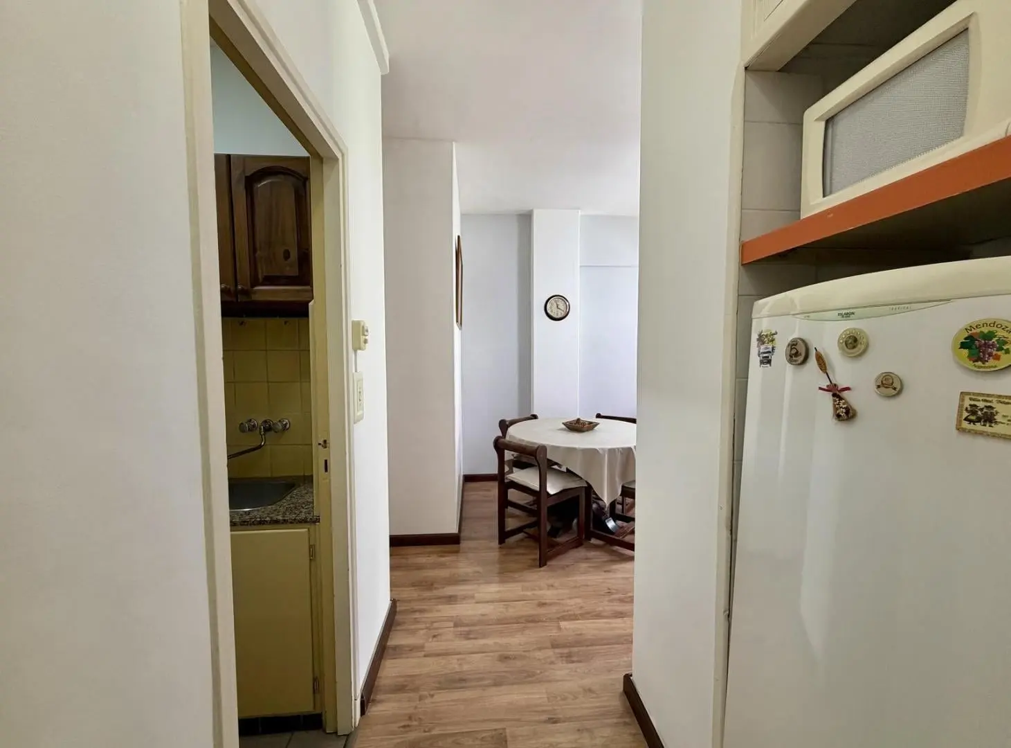 Departamento en Venta Dos Ambientes con dependencia y balcón, Zona Aldrey. 5