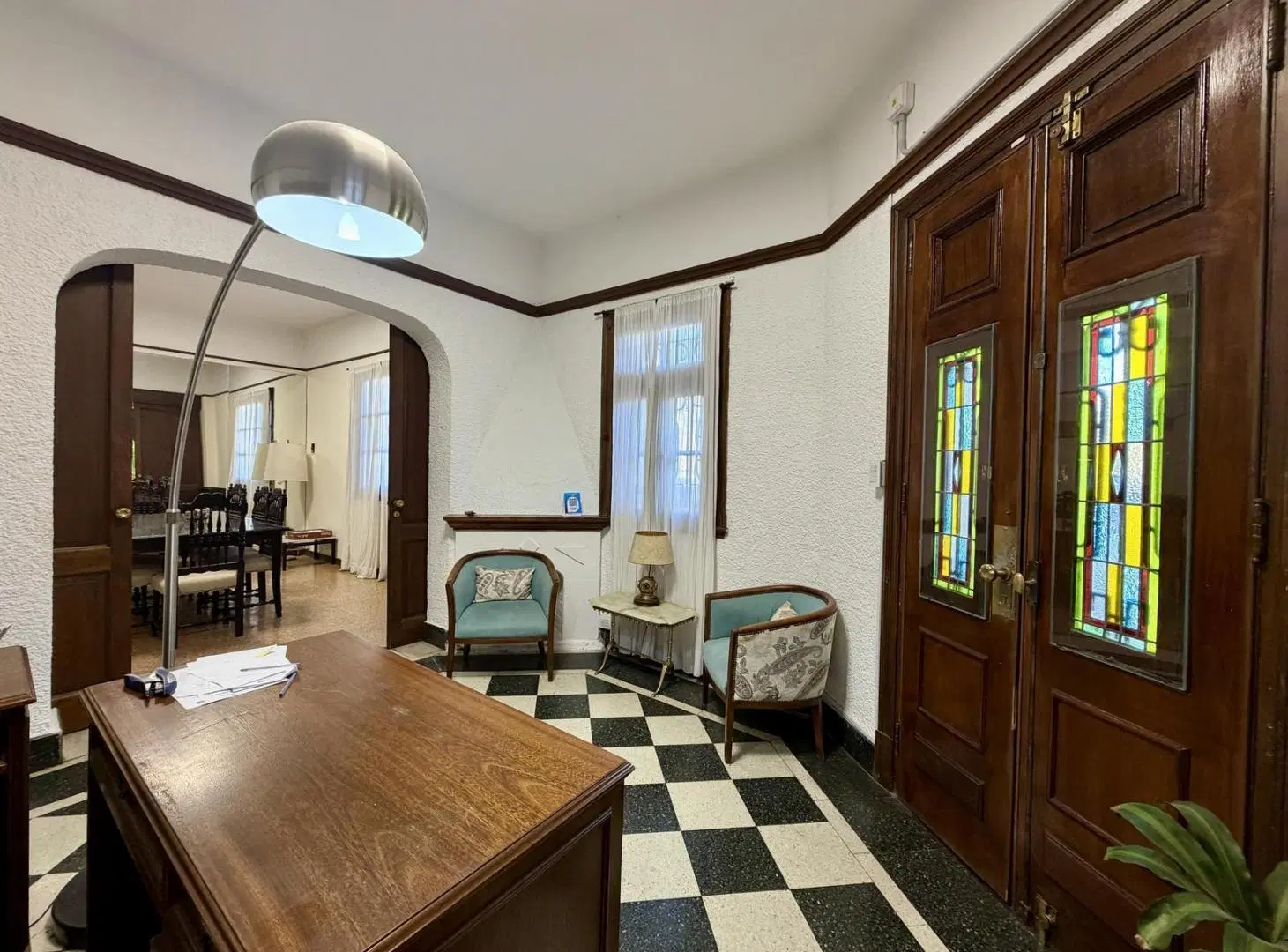 Casa cuatro ambientes. Brown y Mendoza. Stella Maris. Alquiler profesional. 4