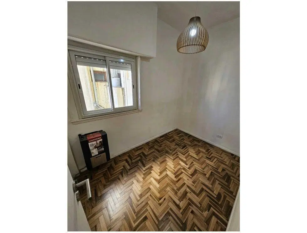 Departamento en Venta Tres Ambientes al Lateral, Zona Chauvin 5