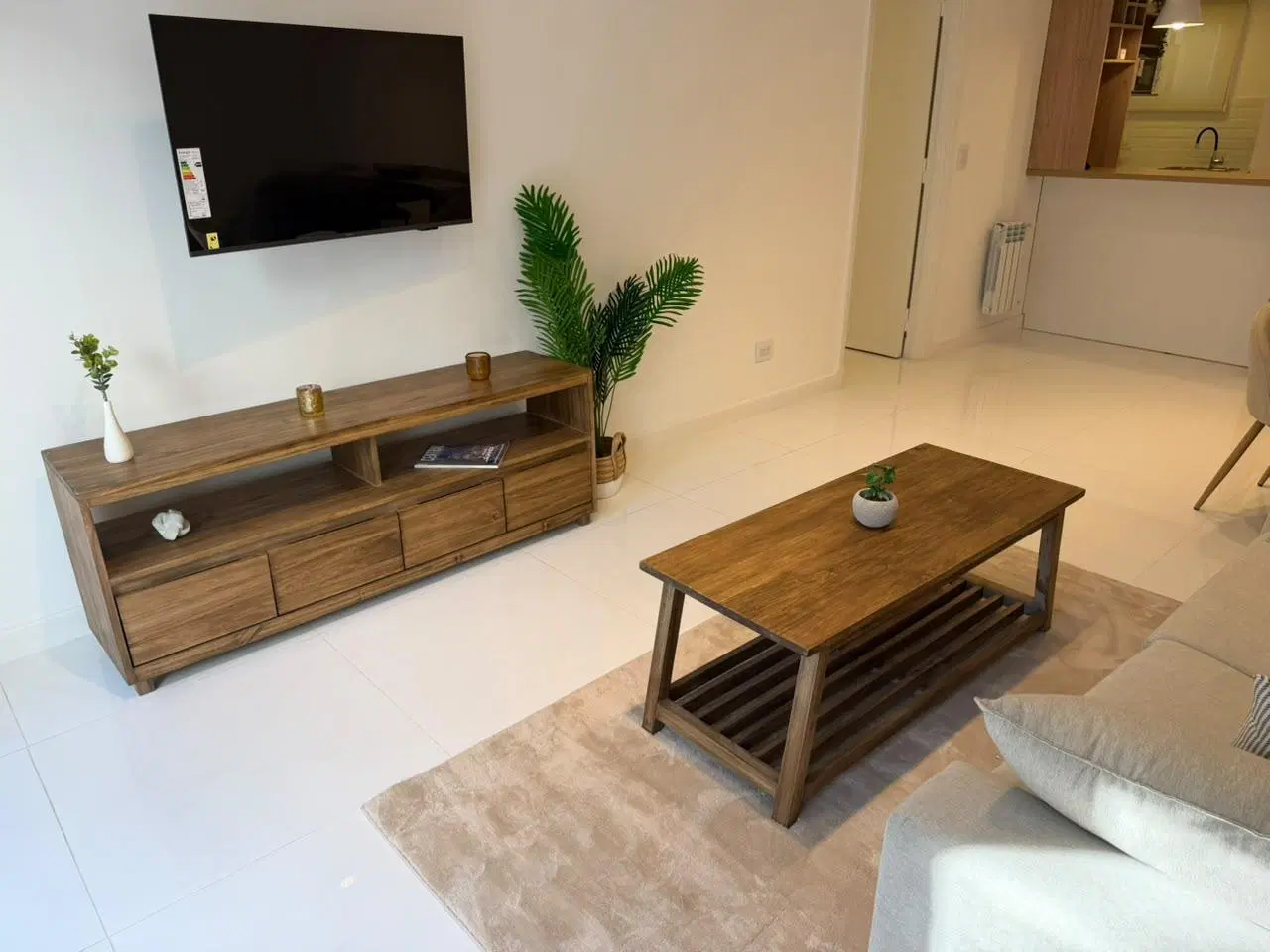Departamento 3 ambientes al frente. reciclado. Zona Centro. Venta 4