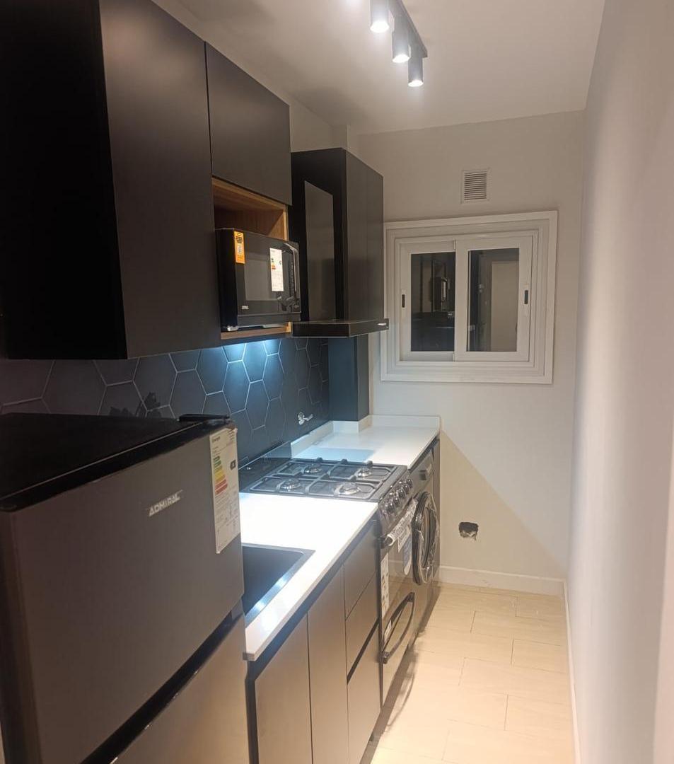 Foto de Departamento en Venta Dos Ambientes al Contrafrente, Zona Centro, imagen 1