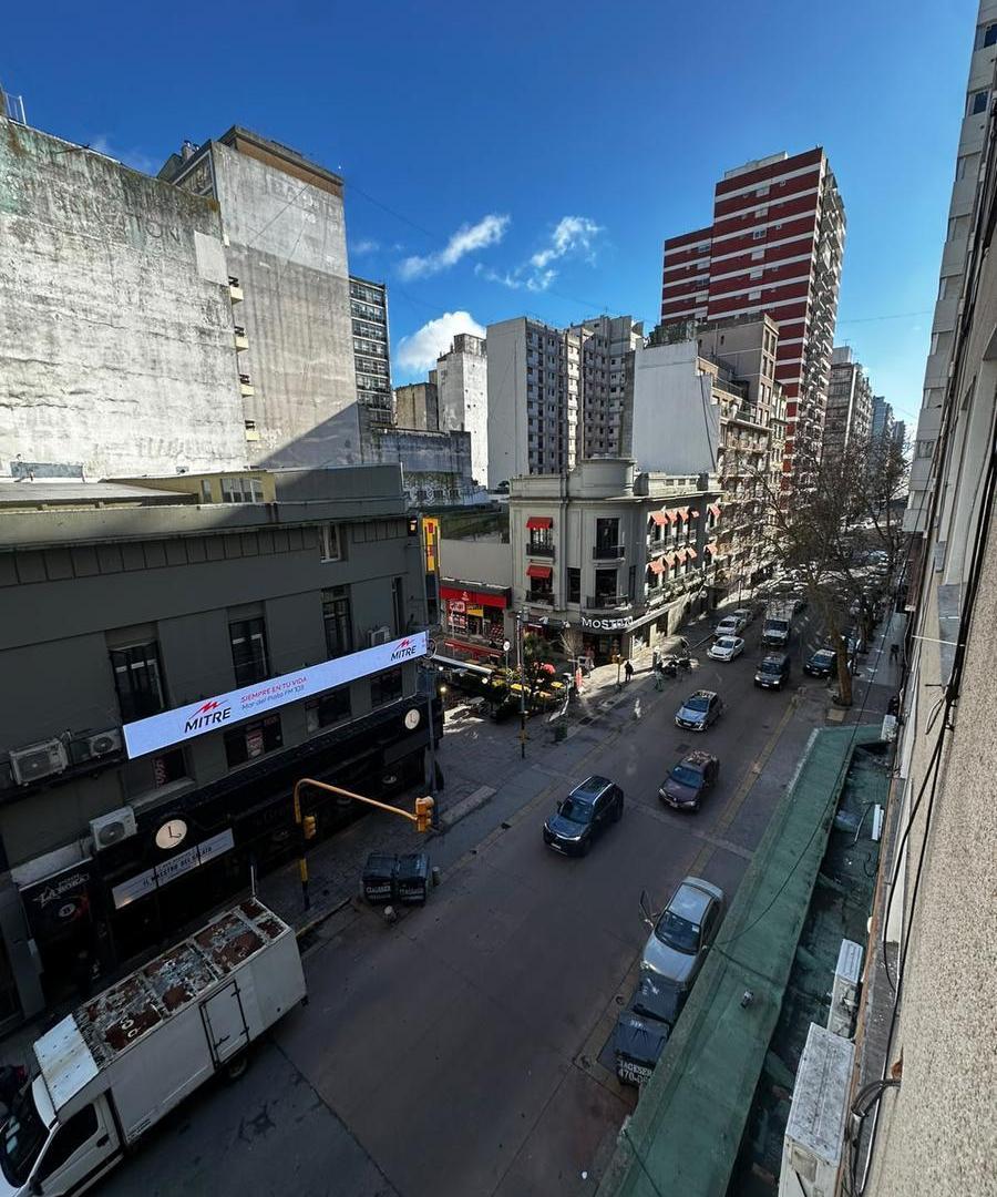 Foto de Departamento en Venta Tres Ambientes al Frente con Balcón, Zona Centro, imagen 3