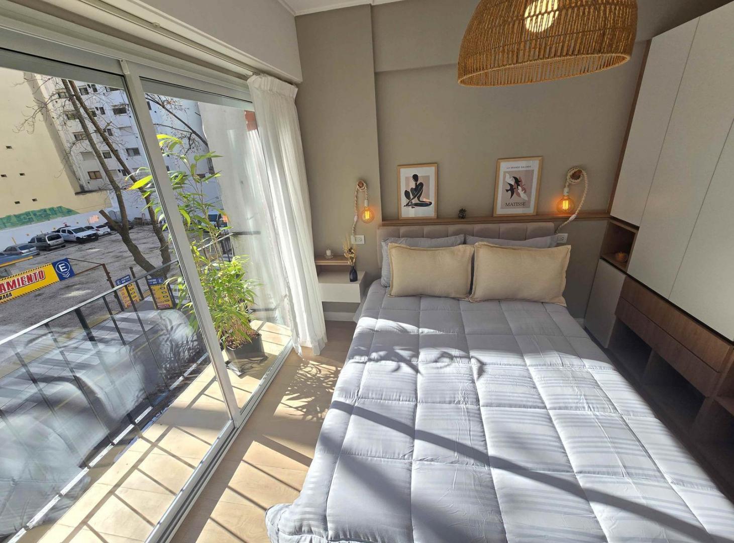 Foto de Departamento un ambiente y medio.A la calle. Falucho 2100. Venta., imagen 1