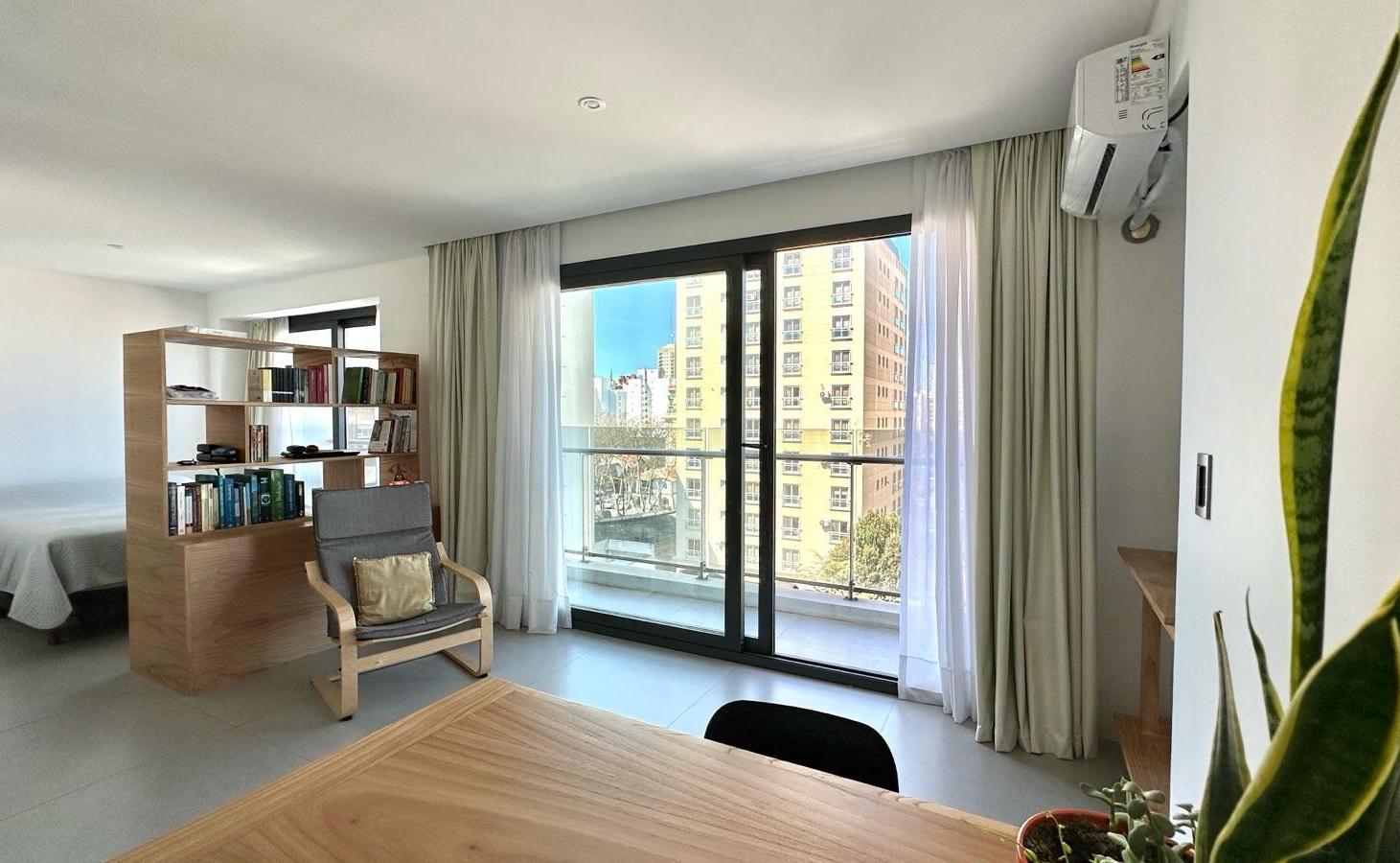 Foto de Departamento monoambiente con balcón y vista abierta. Calidad Premium, imagen 2