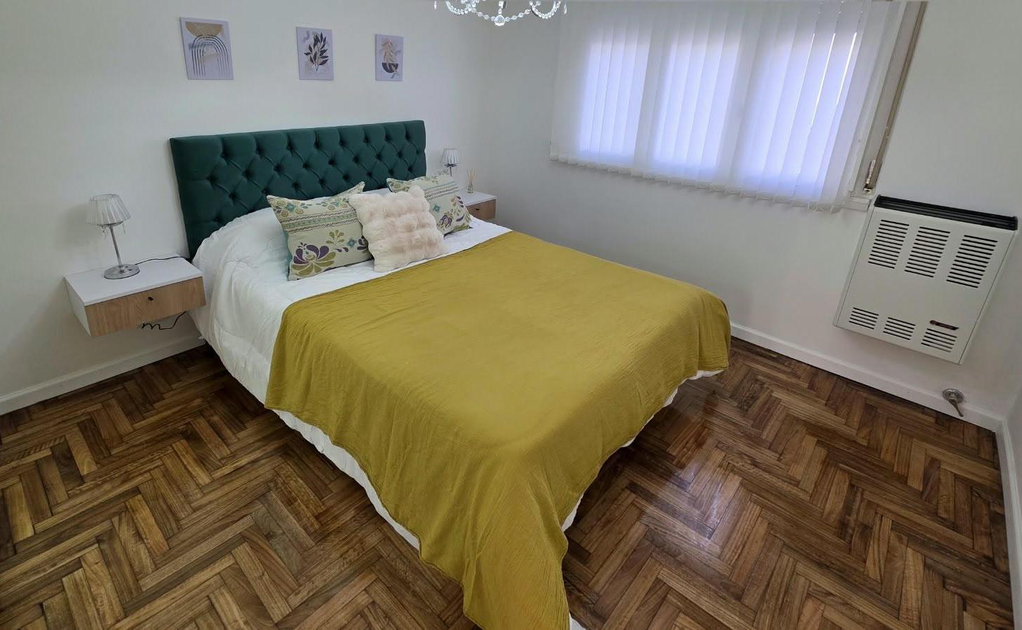 Foto de Departamento dos ambientes con dep. A la calle. Entre Ríos 2000. Venta., imagen 2