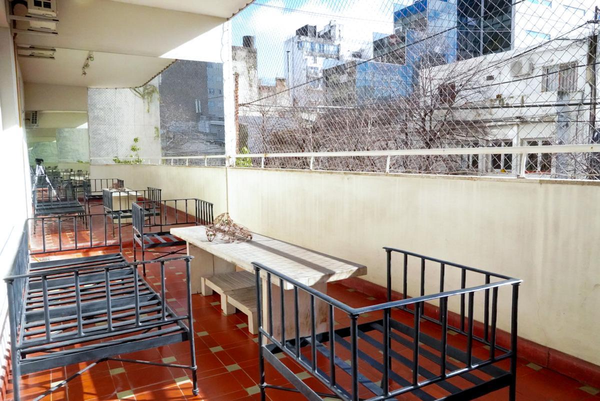 Venta Departamento 4 Dorm. Reciclado de Autor Zona Centro! 3