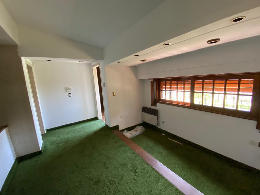 Foto de Casa de 3 dormitorios en Barrio Jorge Cura, imagen 3