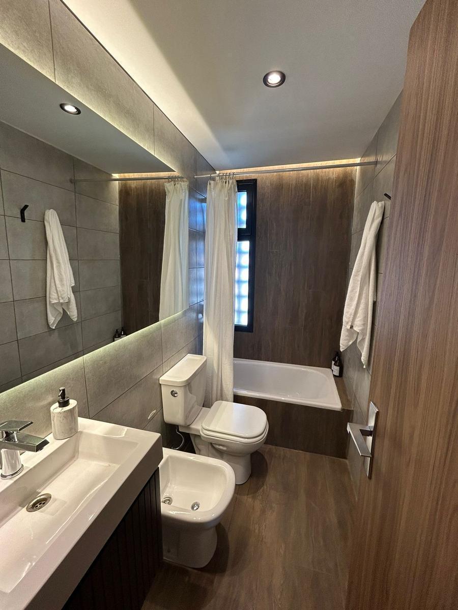 Triplex de 2 dormitoriosen Town Houses Green, en Fisherton