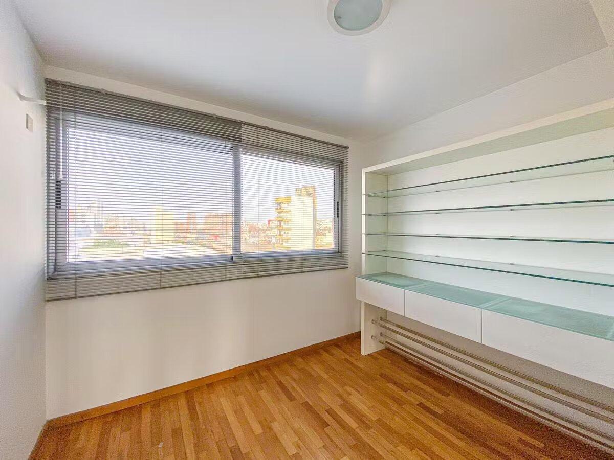 Foto de Departamento de 3 dormitorios en venta, imagen 2