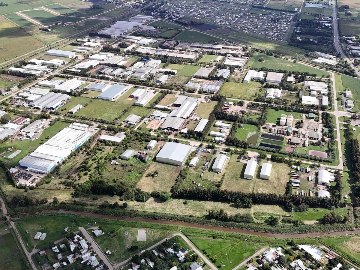 Terreno en  Venta de 1 ha en Parque Industrial Alvear