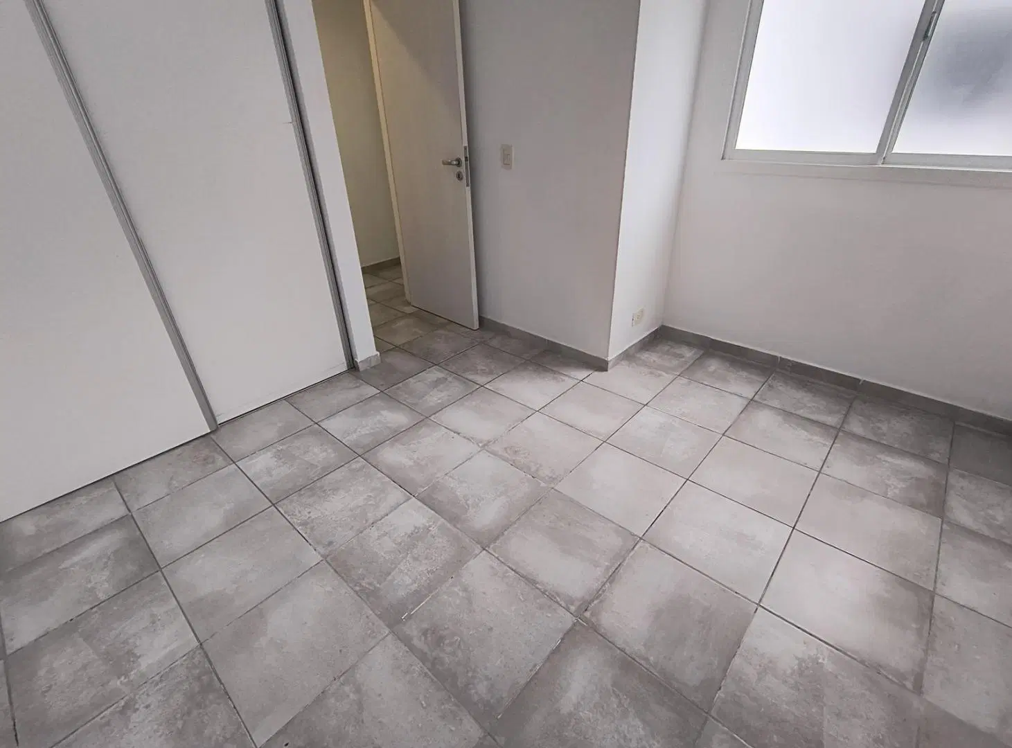 Departamento de 1 dormitorio en barrio Abasto 4