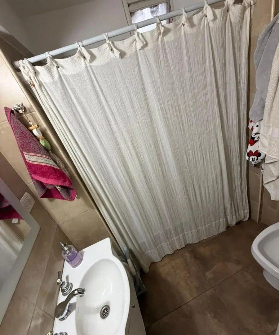 Departamento de tres dormitorios con cochera en venta 1