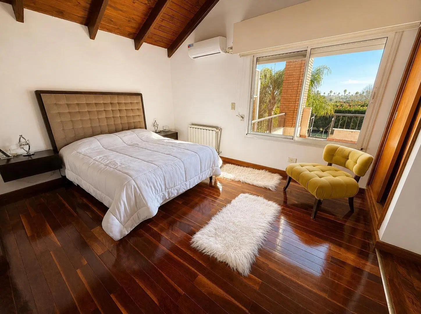 Casa en san marino - Funes Hills 4