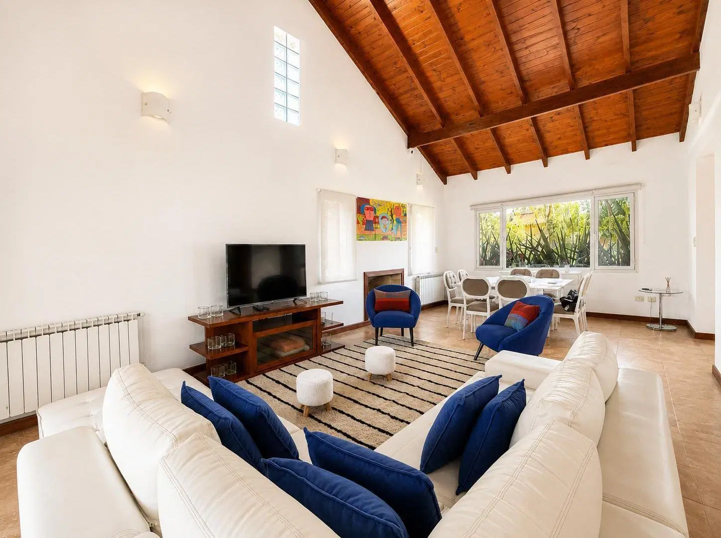 Casa en san marino - Funes Hills 1