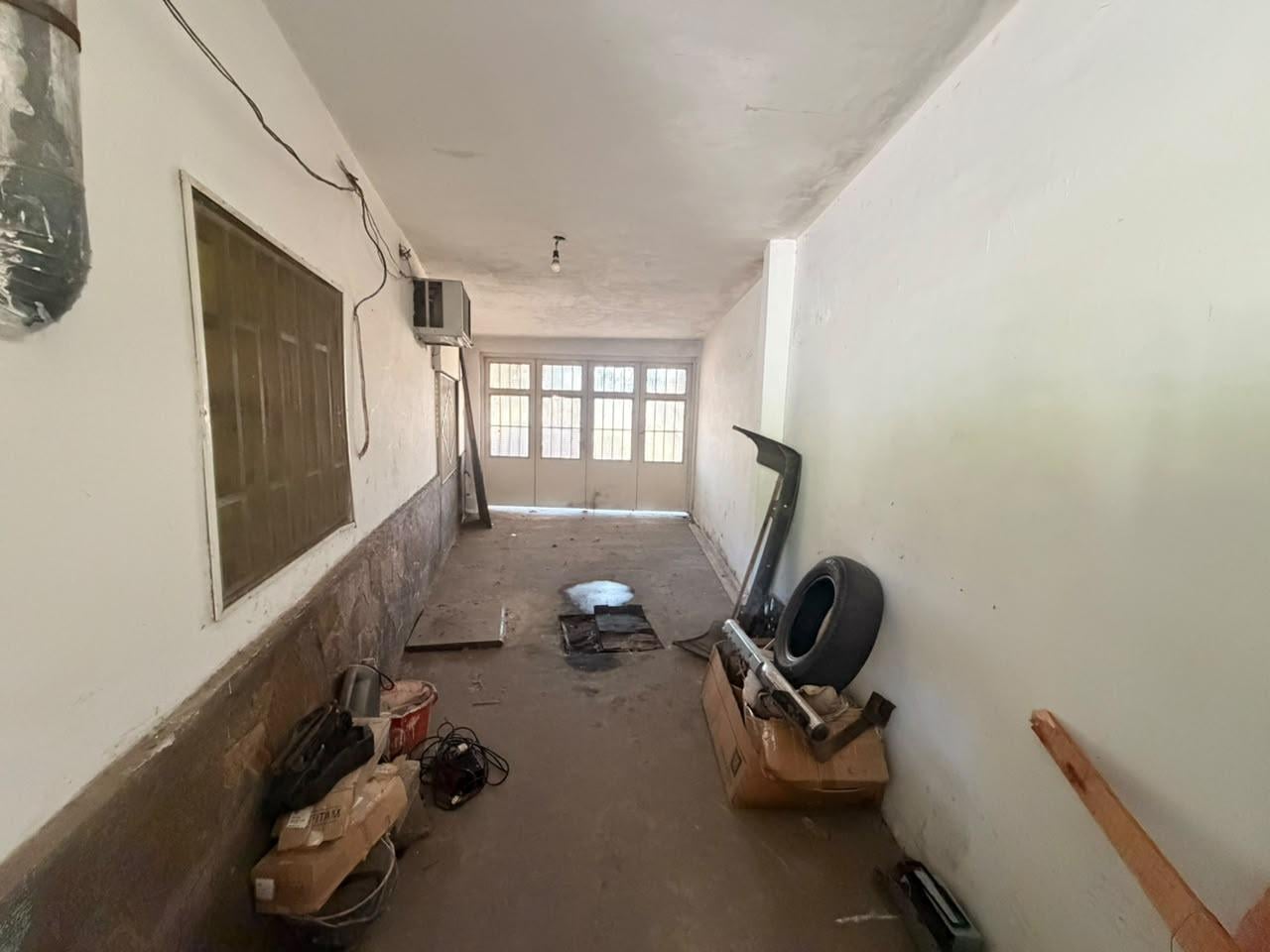 Foto de Casa de dos dormitorios con garange y patio, imagen 2