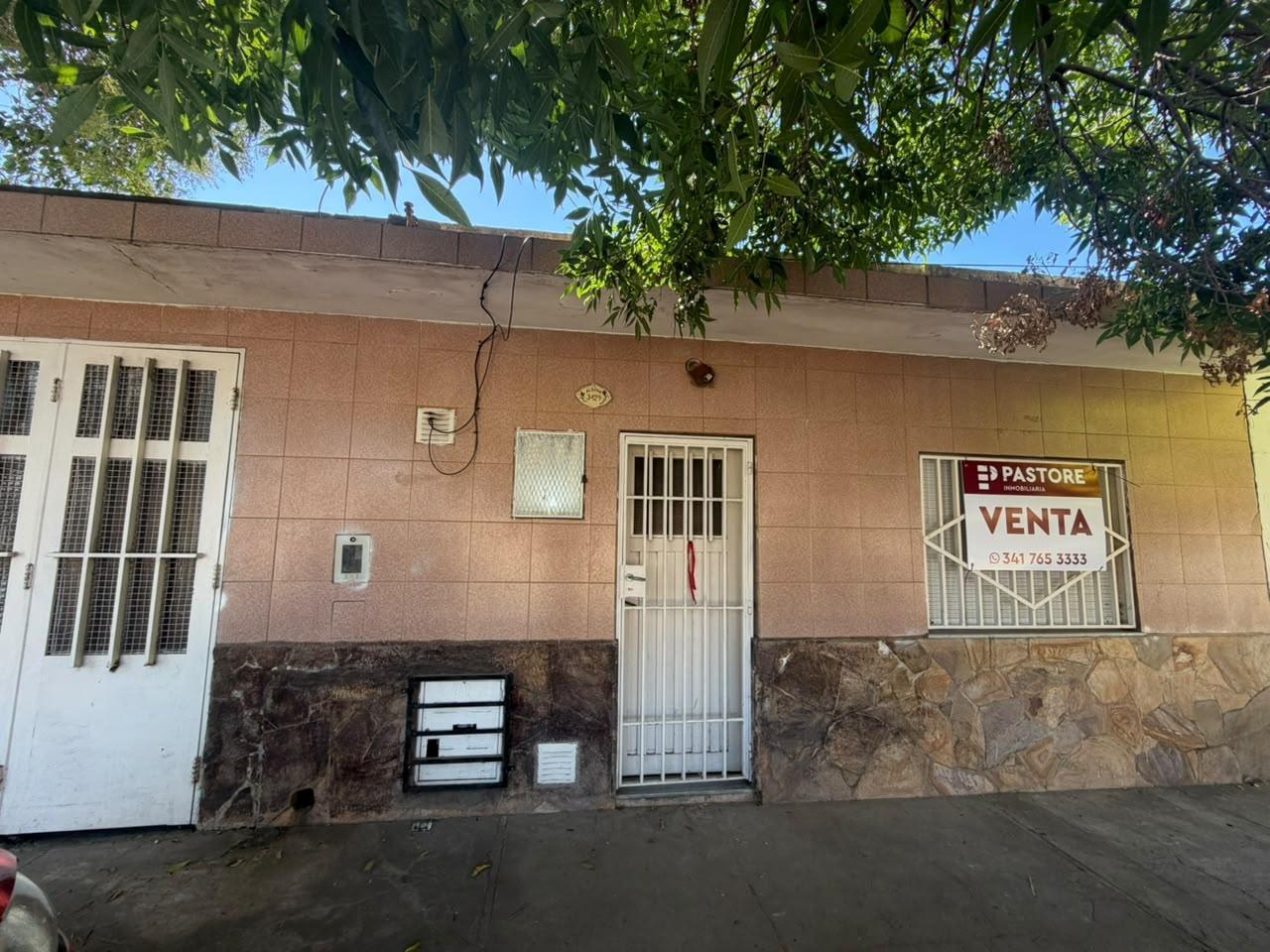 Foto de Casa de dos dormitorios con garange y patio, imagen 4