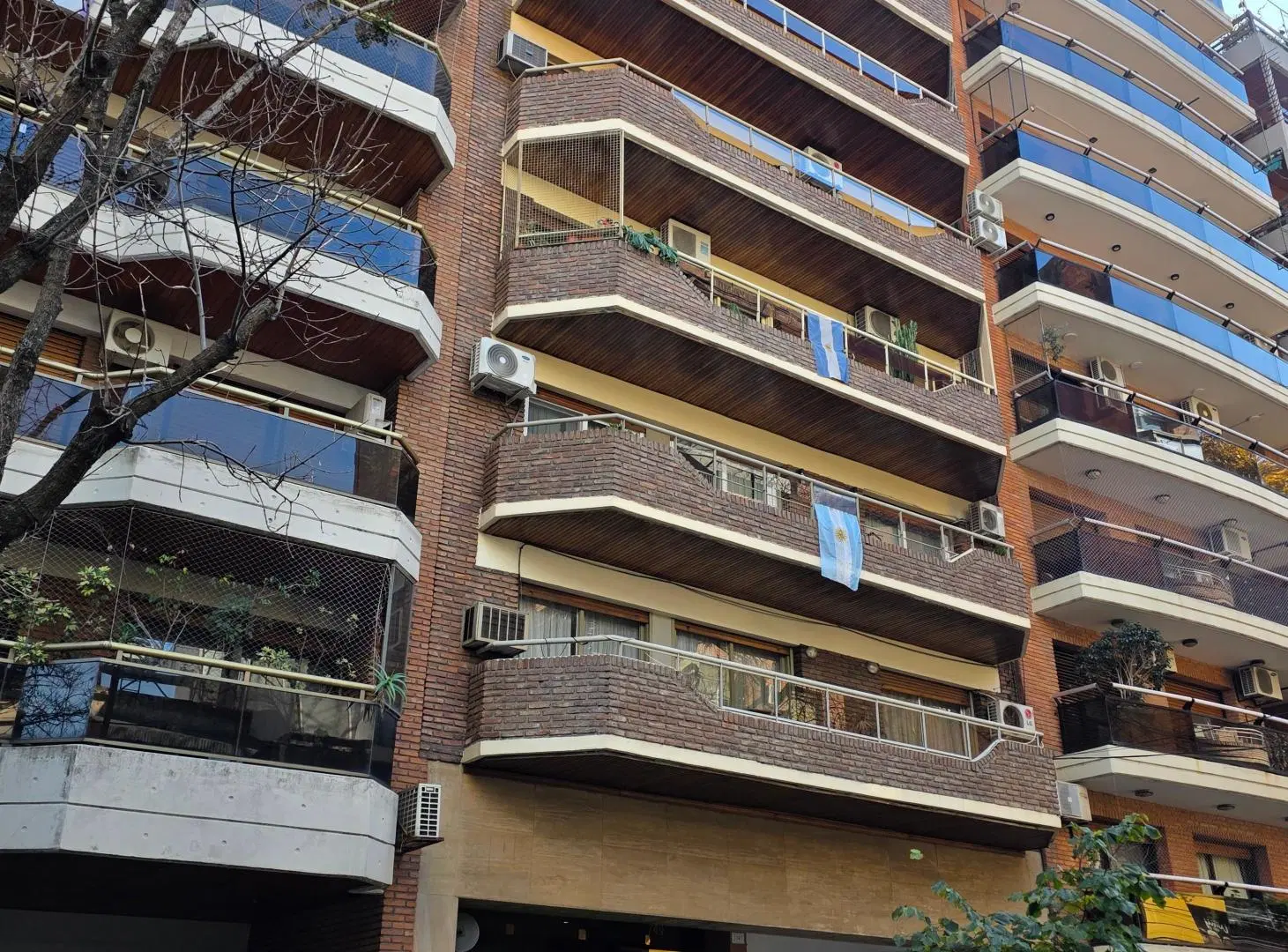 Departamento de 117 m2 con 3 dormitorios en alquiler en Las Cañitas 1