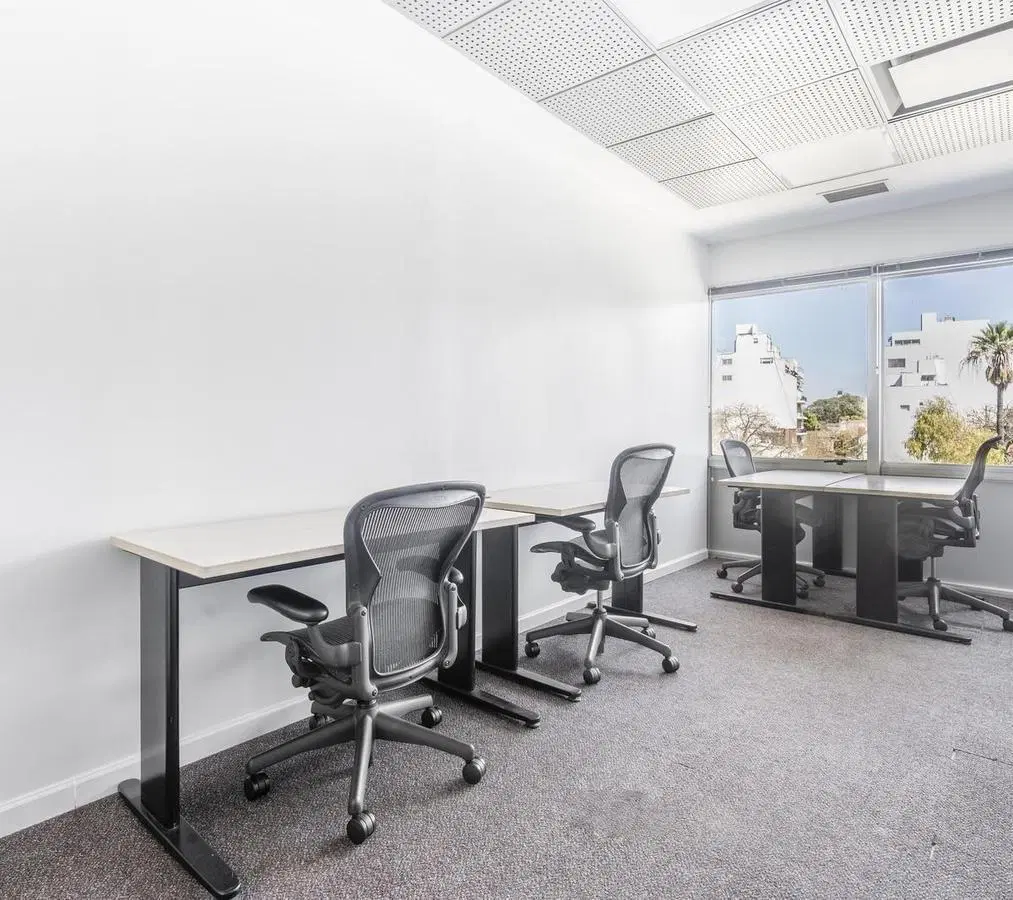 Espacio de oficina en renta para 3 personas en BUENOS AIRES, Olivos USD 4