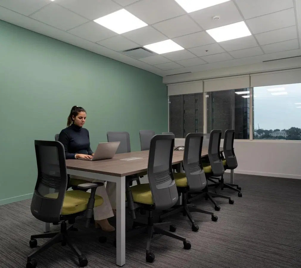 Acceso todo incluido a oficina profesional para 3 personas en BUENOS AIRES, Laminar II Catalinas 5