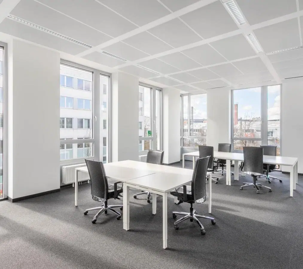 Acceso todo incluido a oficina profesional para 5 personas en BUENOS AIRES, Olivos USD 2