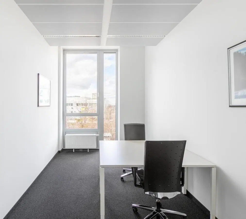 Accede a oficinas profesionales en BUENOS AIRES, Olivos USD 2