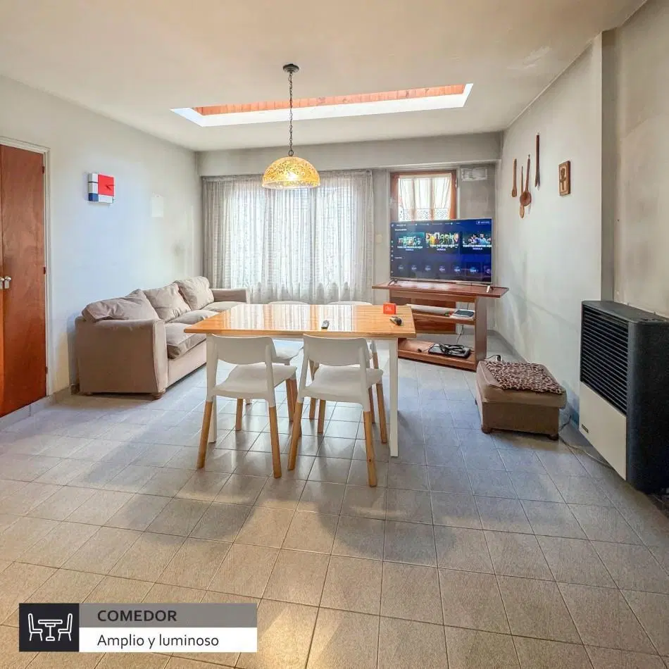 CASA EN VENTA 4 AMBIENTES CON PLAYROOM EN BARRIO SAN JOSE 1