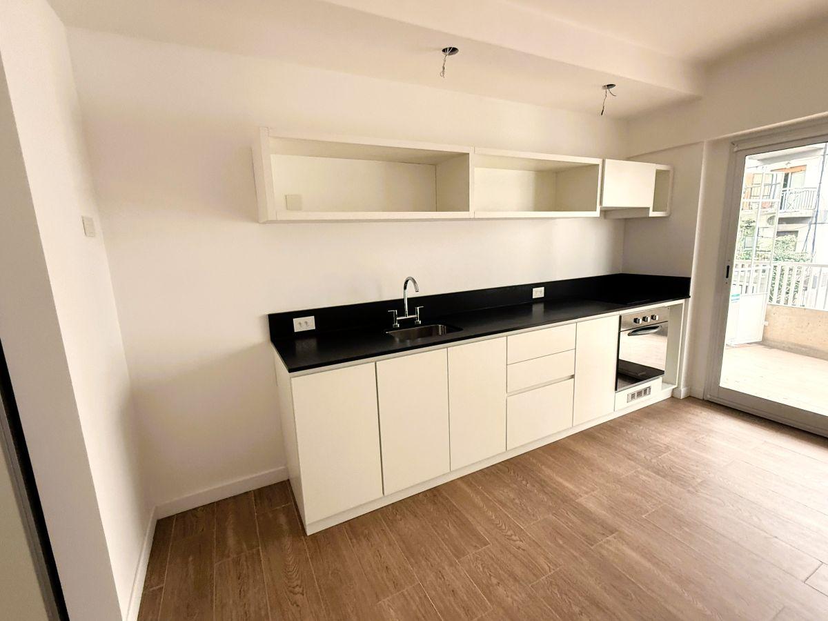 Foto de EXCELENTE MONOAMBIENTE MUY AMPLIO A ESTRENAR - UBICACION UNICA, imagen 4