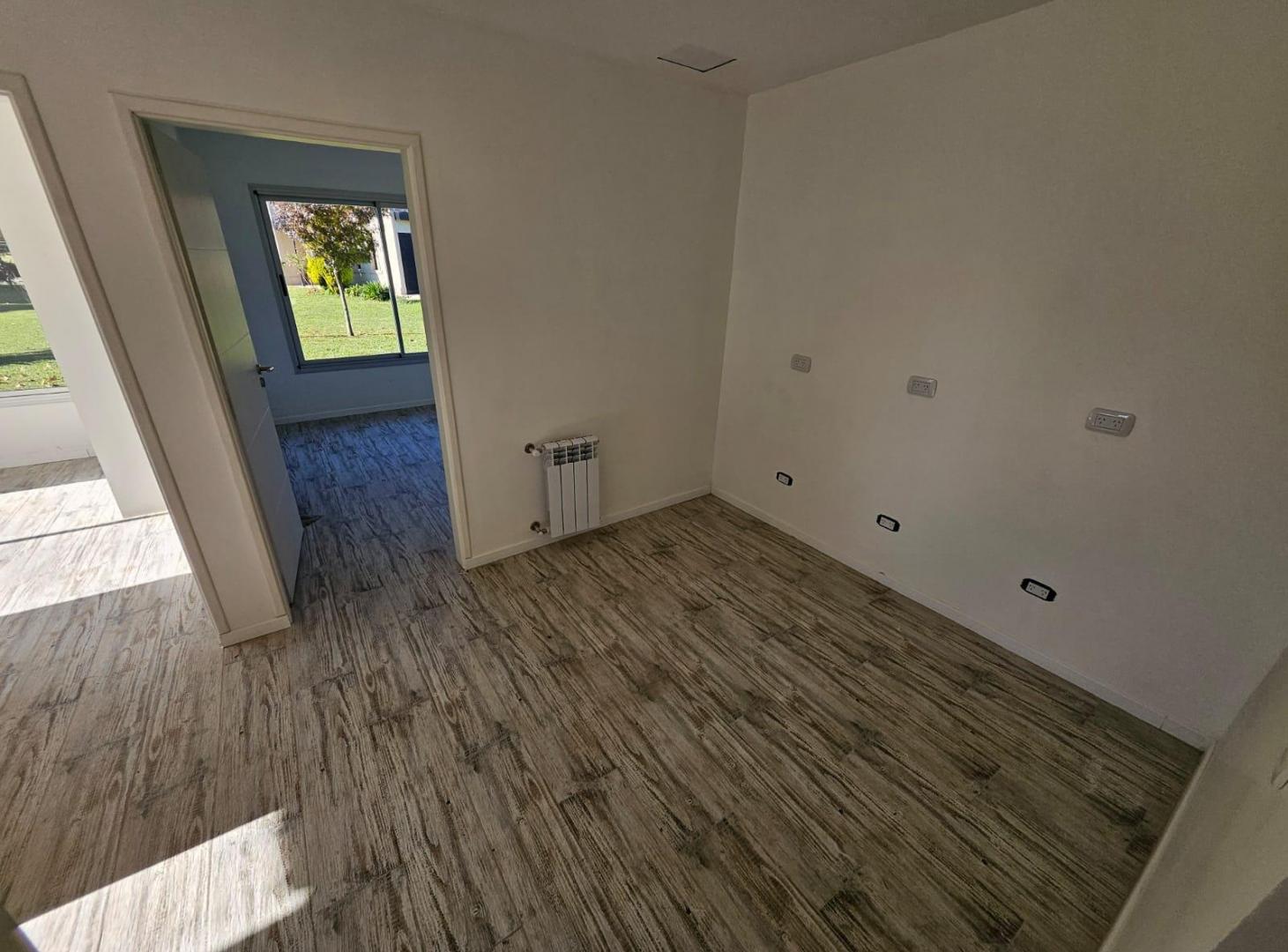 Foto de Casa de categoría a estrenar a la venta en Carlos Keen - Barrio privado, imagen 5