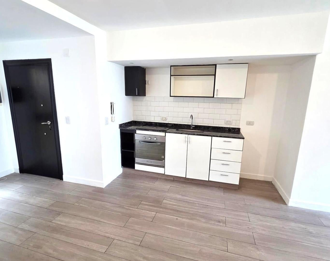 Foto de VENTA - MODERNO AMBIENTE DIVISIBLE CON BALCÓN, BAULERA Y AMENITIES, imagen 4